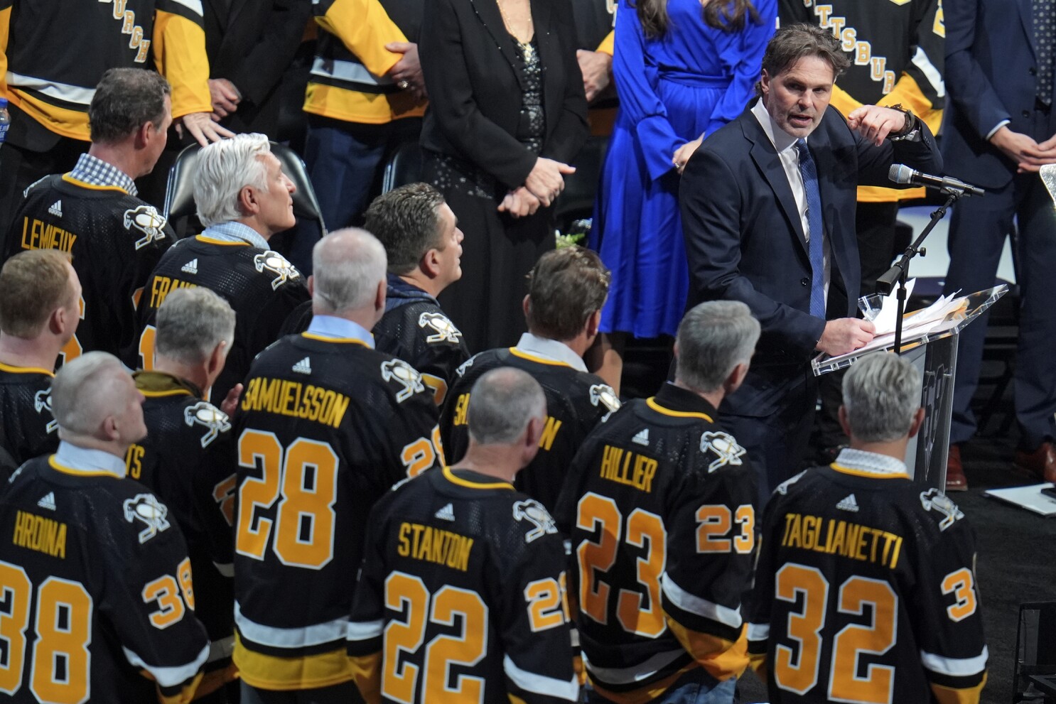 Pittsburgh penguins roster jersey numbers shop
